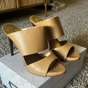 Jessica Simpson Tan Open-Toe Mules